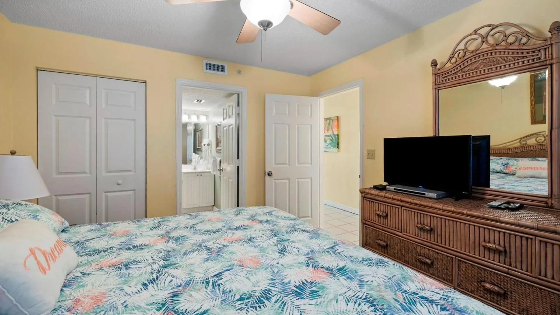 Pelican Beach 1911 Condo Destin Apartment